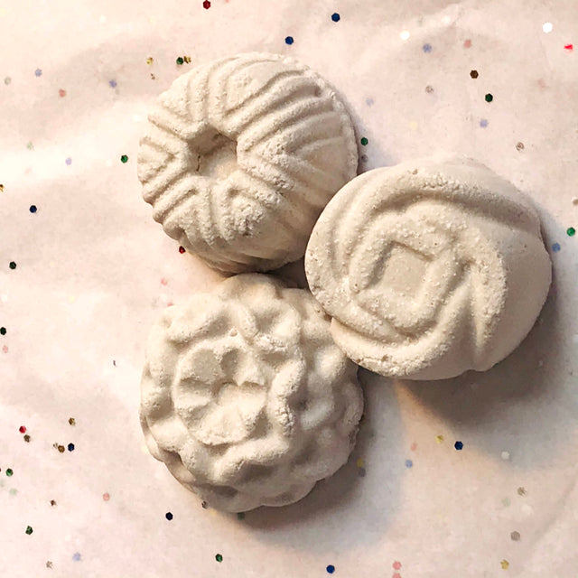 Shower Steamers. STRENGTH essential oil blend bathroom fragrance.